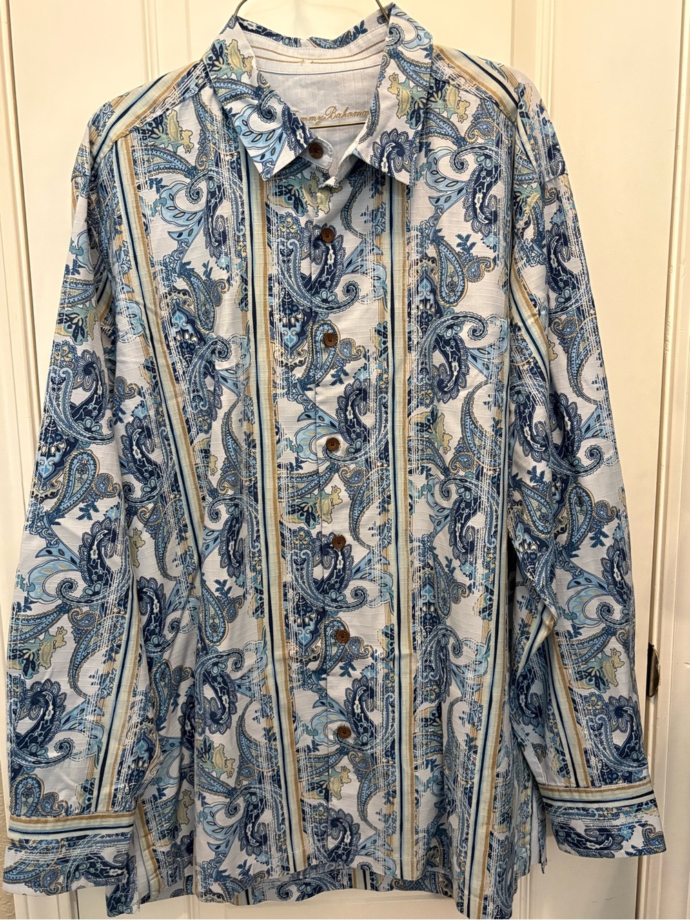 Men’s Tommy Bahama Blue Paisley Long Sleeve Button Up- Size Large